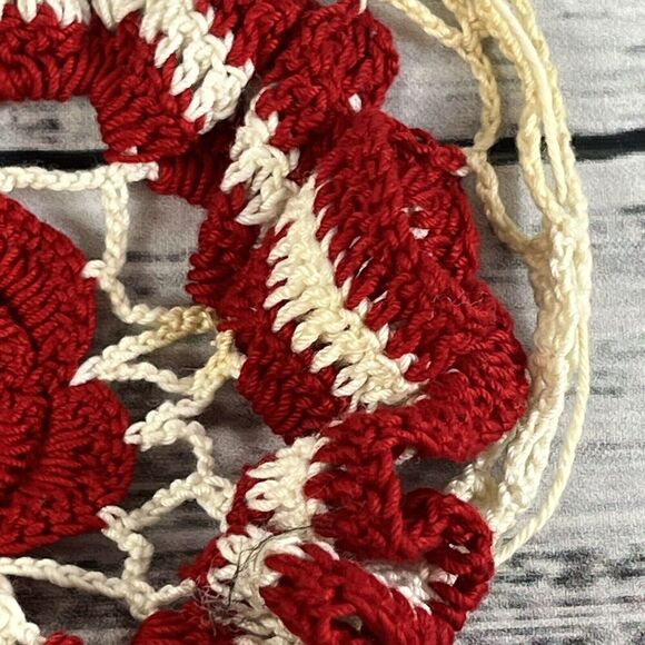 Vintage Lot of 3 Crochet Granny Squares Blanket Afgan Squares Pink & Red Flowers - Picture 8 of 11